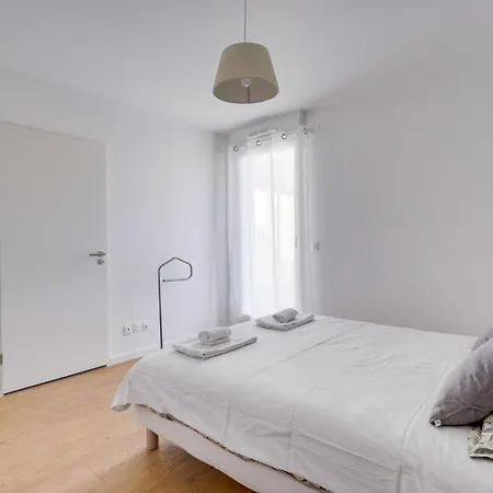 Lovely With Terrace And Parking Apartament Le Bouscat